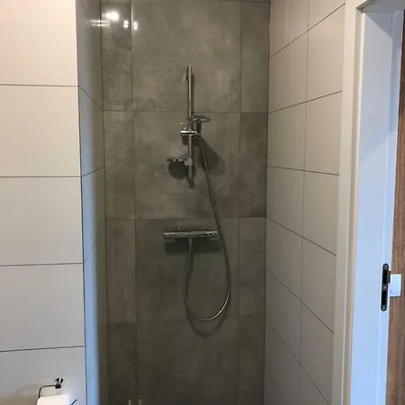 Jagielonska 42 Apartmán *