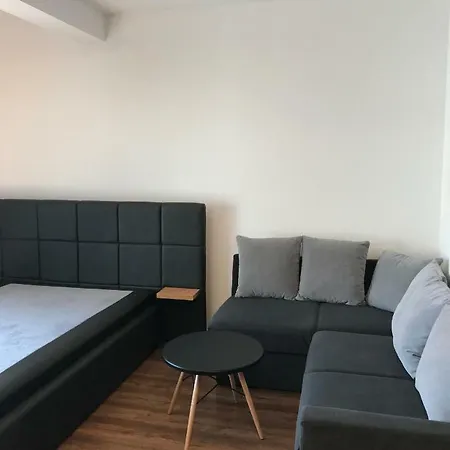 Jagielońska 42
